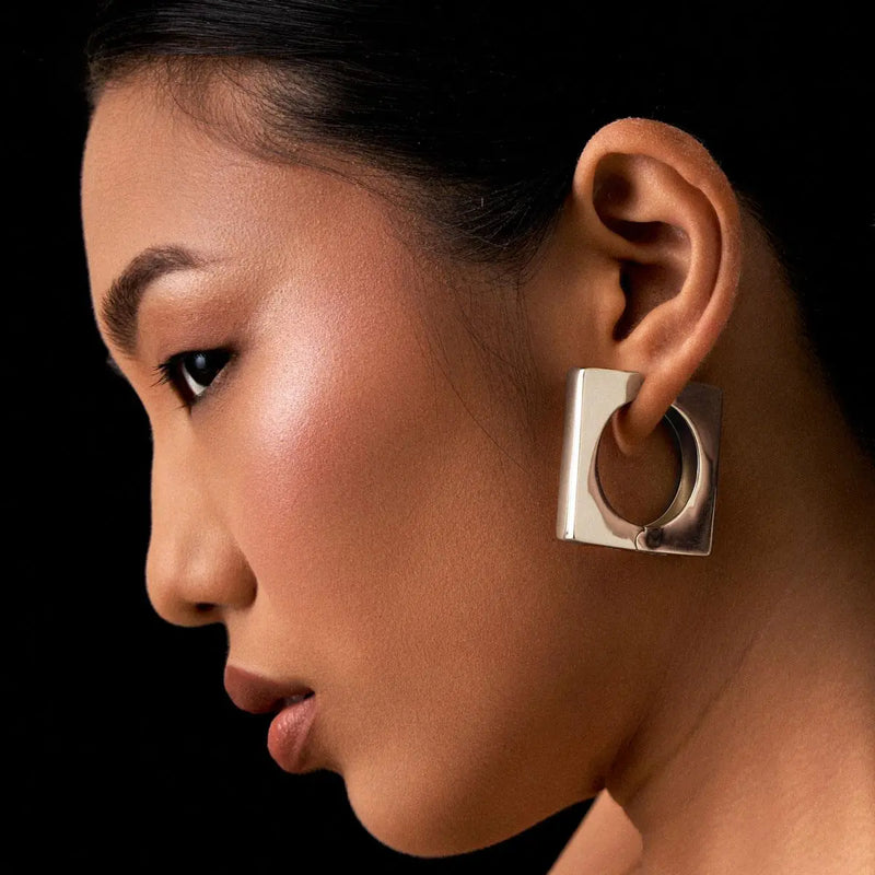 BOUCLES D’OREILLES